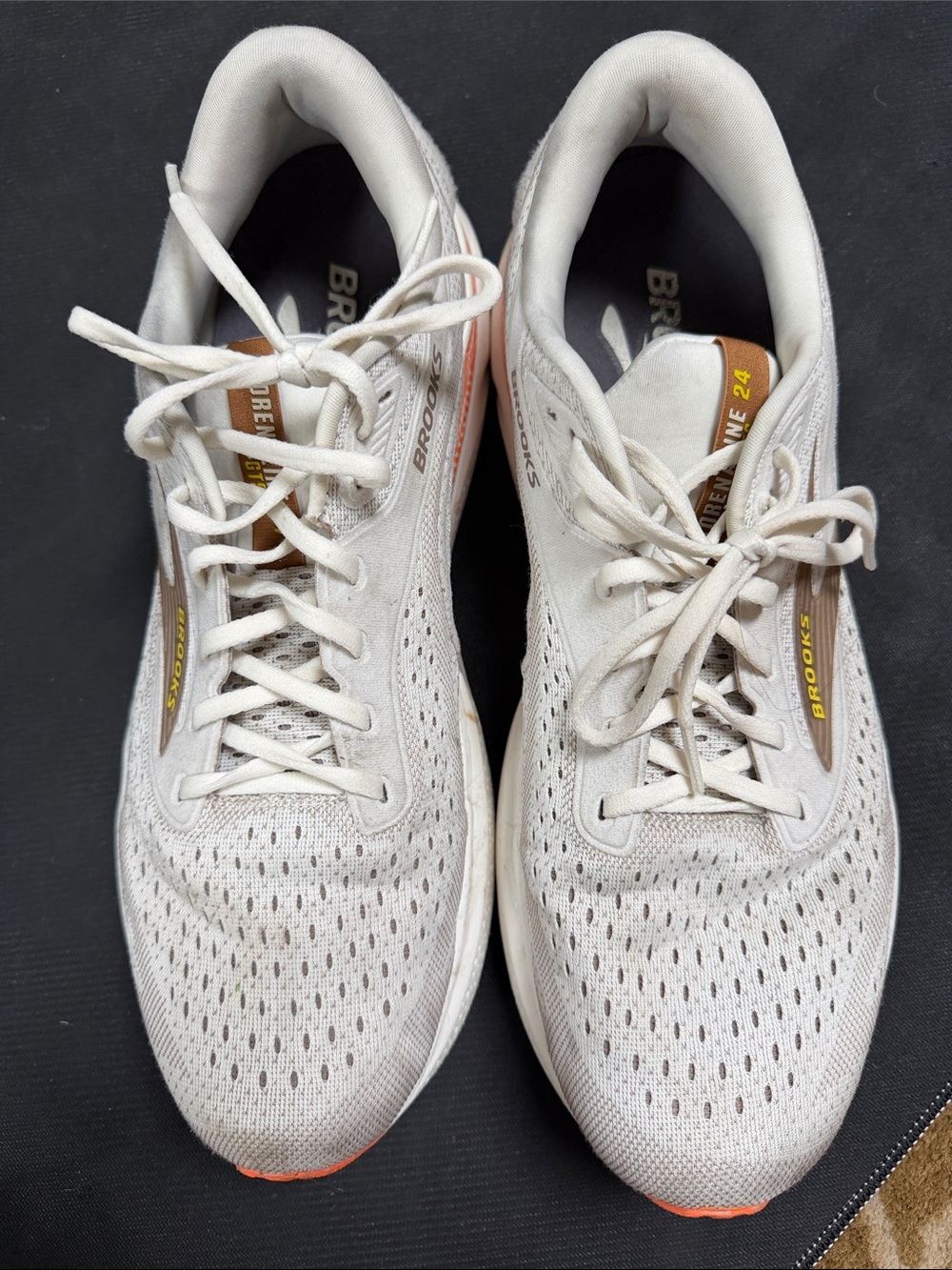 Brooks Men's Cream/Orange Road Running Shoes
